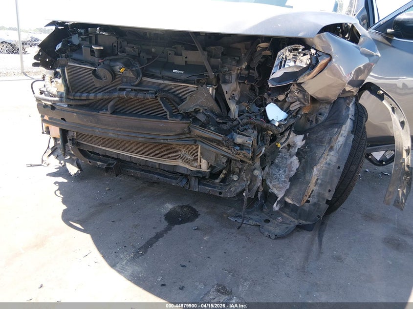 2017 Nissan Rogue Sv VIN: 5N1AT2MV6HC815659 Lot: 44879900