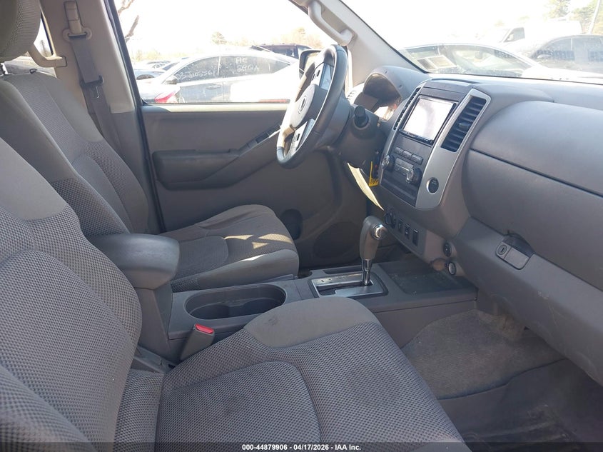 2012 Nissan Frontier Sv