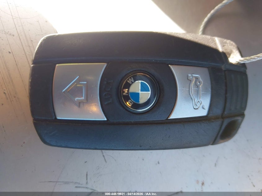 2008 BMW 328I VIN: WBAWB33558P135374 Lot: 44879921