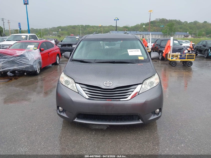 2011 Toyota Sienna Xle V6 VIN: 5TDYK3DC6BS169300 Lot: 44879940