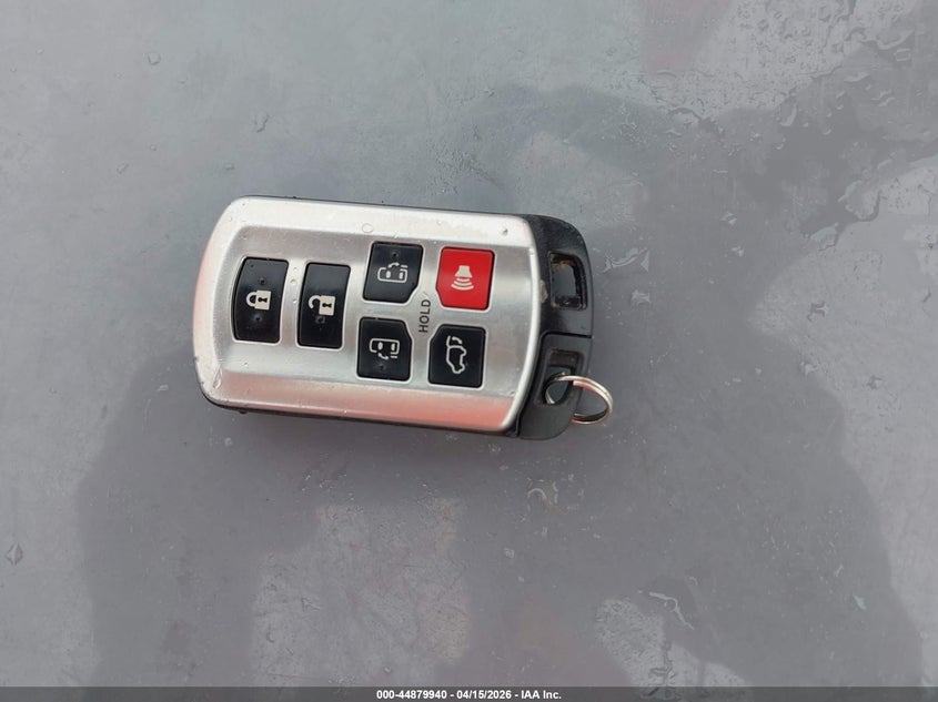 2011 Toyota Sienna Xle V6 VIN: 5TDYK3DC6BS169300 Lot: 44879940