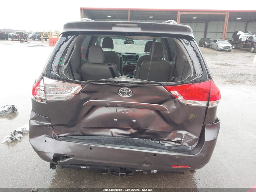 2011 Toyota Sienna Xle V6 VIN: 5TDYK3DC6BS169300 Lot: 44879940