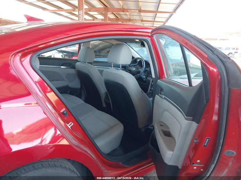 VIN 5NPD84LF4LH572052 2020 HYUNDAI ELANTRA SEL