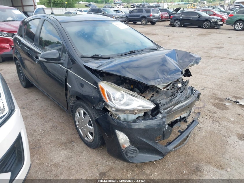 2015 TOYOTA PRIUS C TWO