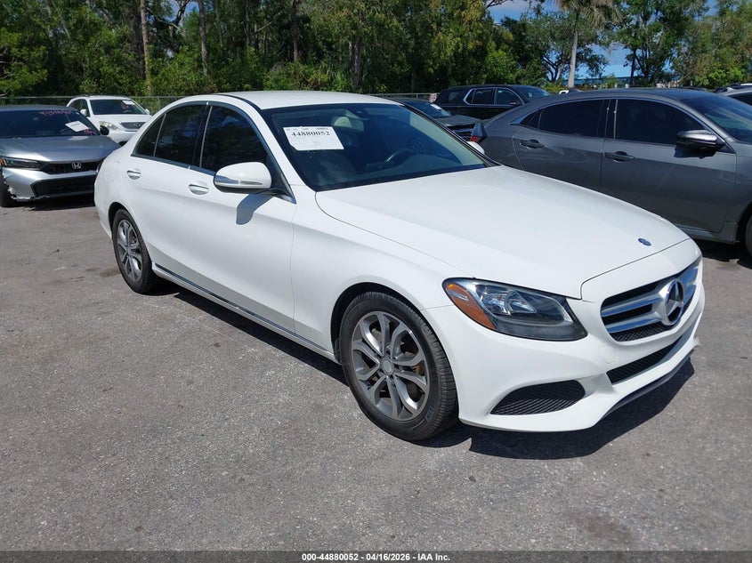 2015 Mercedes-Benz C 300