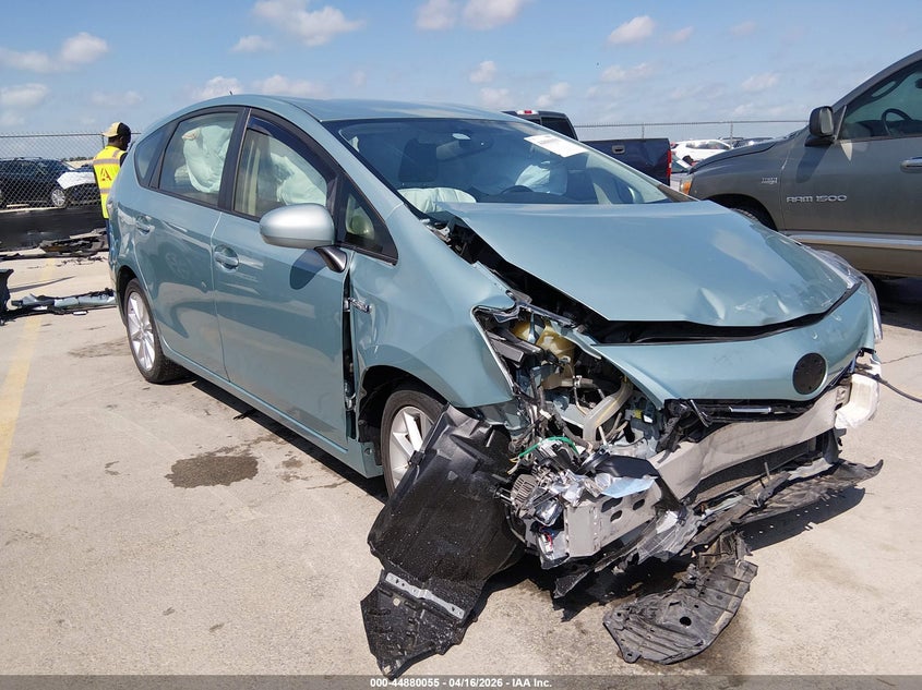 2013 TOYOTA PRIUS V FIVE
