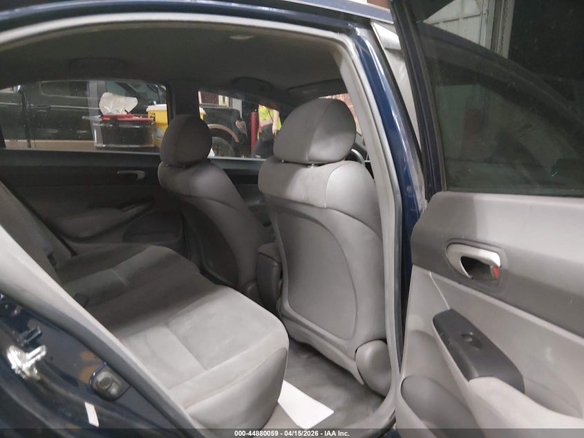 2008 Honda Civic Lx VIN: 1HGFA165X8L020588 Lot: 44880059