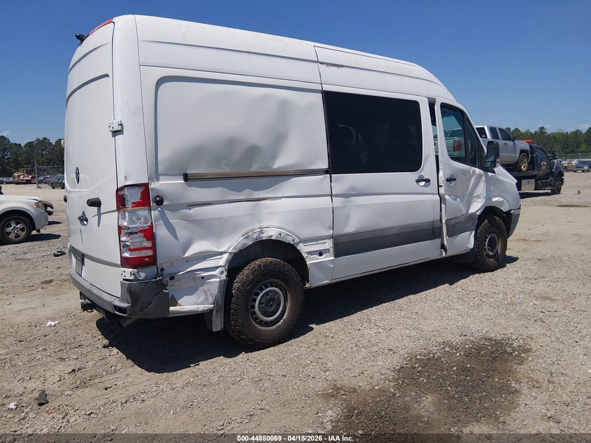 2011 FREIGHTLINER SPRINTER 2500 auction photo 4