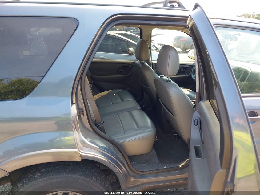 2005 Ford Escape Xlt VIN: 1FMYU93125KC09974 Lot: 44880112