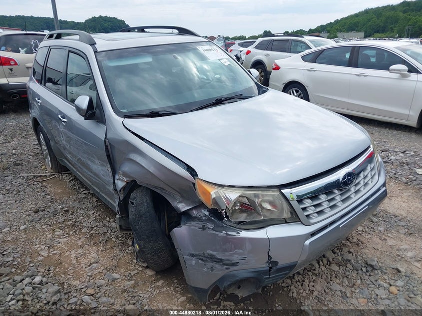 Vin: jf2shaec2dh425514, lot: 45377549, subaru forester 2.5x limited 2013 img_1