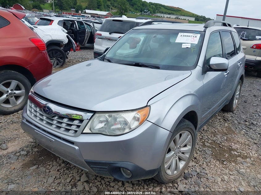 Vin: jf2shaec2dh425514, lot: 45377549, subaru forester 2.5x limited 20132