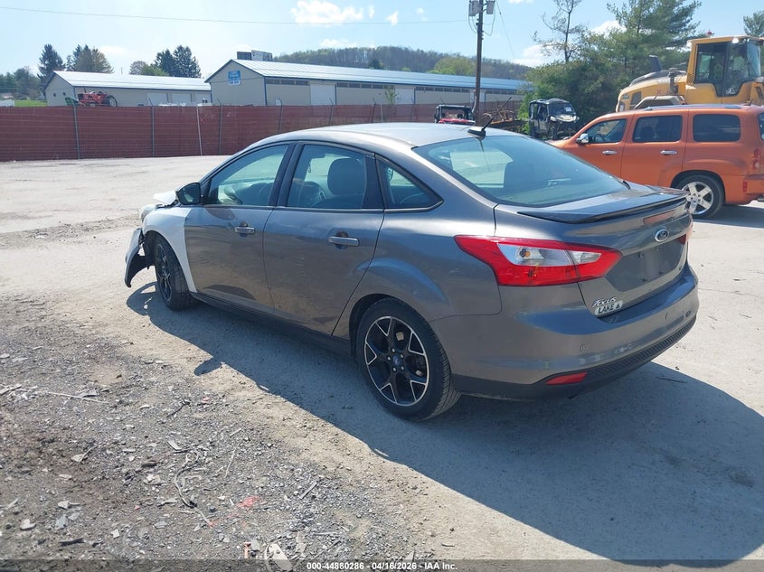 2014 Ford Focus 2.0 Se grey Lot 111044880286 Vin 1FADP3F20EL285091