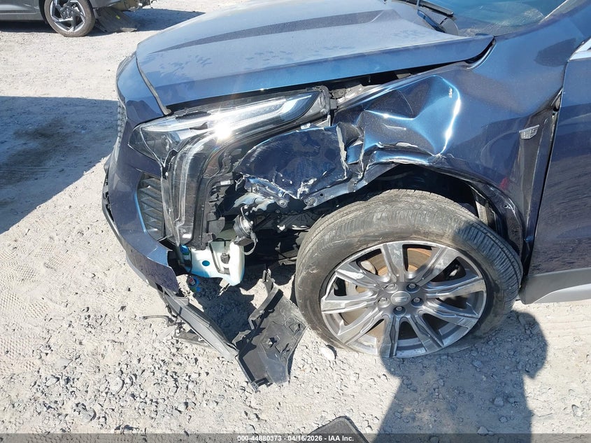 2019 Cadillac Xt4 Premium Luxury VIN: 1GYFZCR42KF212870 Lot: 44880373
