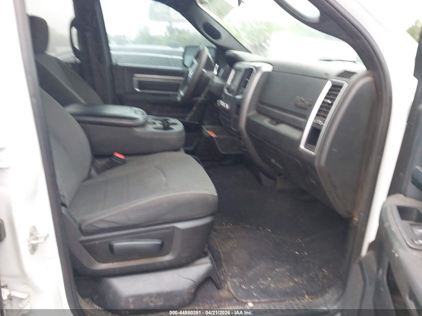 2021 Ram 1500 Classic Warlock 4X4 5'7 Box