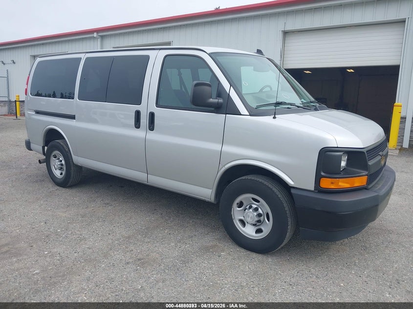 2017 Chevrolet Express 2500 Ls