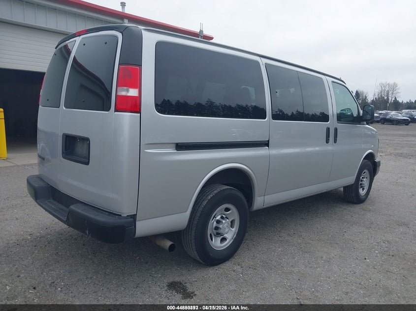2017 Chevrolet Express 2500 Ls