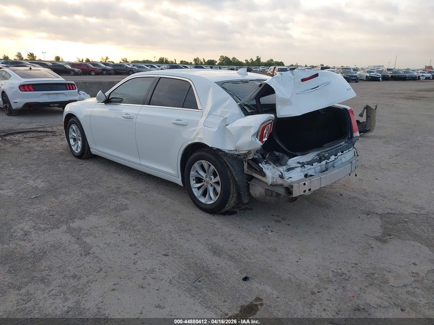2015 Chrysler 300 Limited