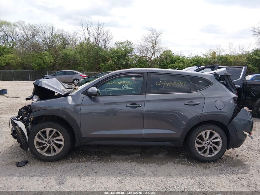 2017 Hyundai Tucson Se VIN: KM8J23A44HU566020 Lot: 44880440