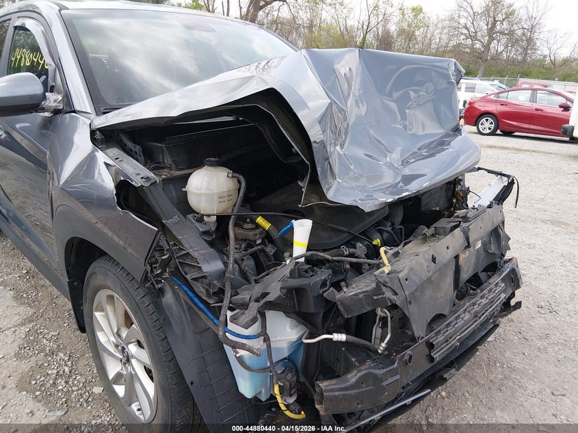 2017 Hyundai Tucson Se VIN: KM8J23A44HU566020 Lot: 44880440