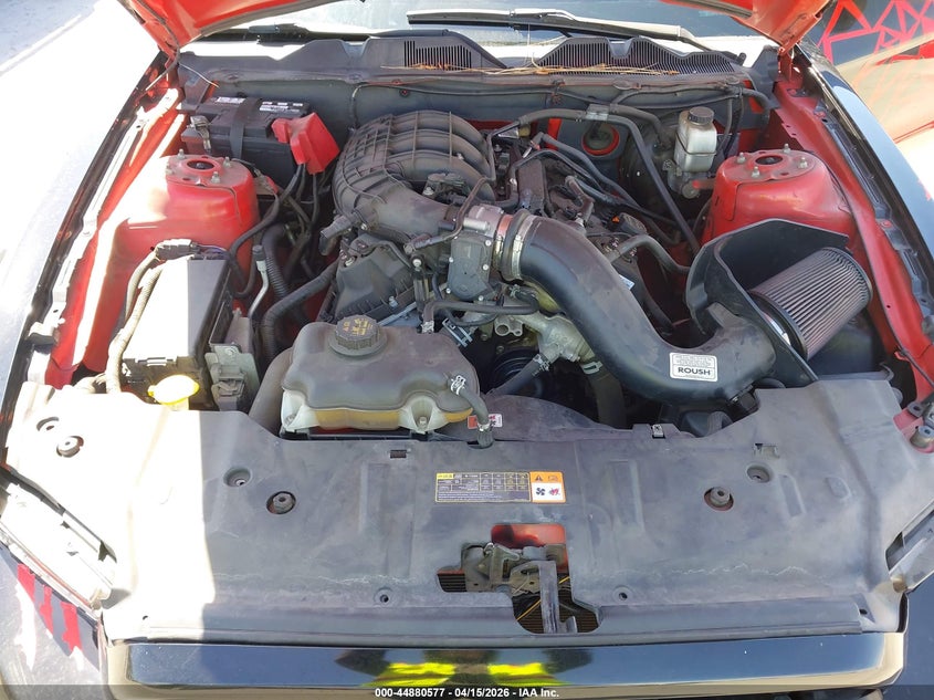 2014 Ford Mustang V6 Premium VIN: 1ZVBP8AM0E5311665 Lot: 44880577