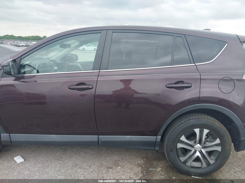 2018 Toyota Rav4 Le VIN: 2T3ZFREV0JW508285 Lot: 44880587