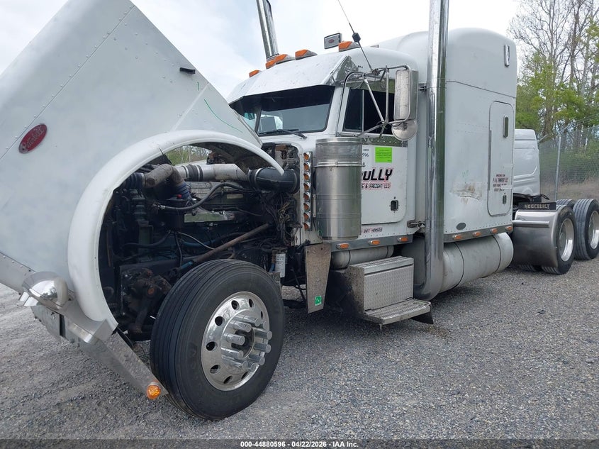 1996 PETERBILT 379 auction photo 2