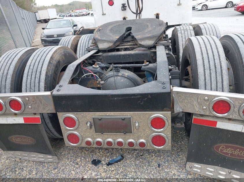 1996 PETERBILT 379 auction photo 8