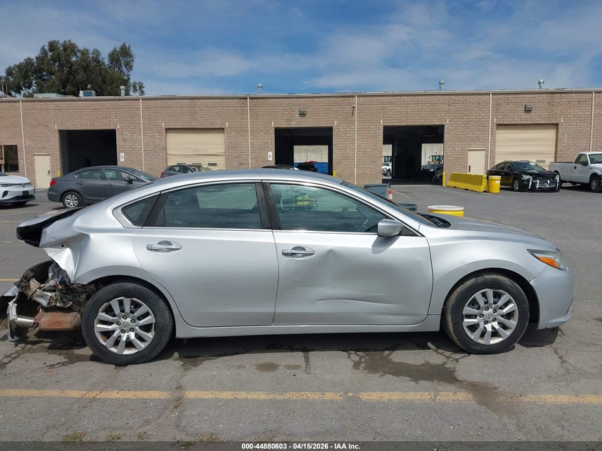 2017 Nissan Altima 2.5 S VIN: 1N4AL3AP5HC293869 Lot: 44880603
