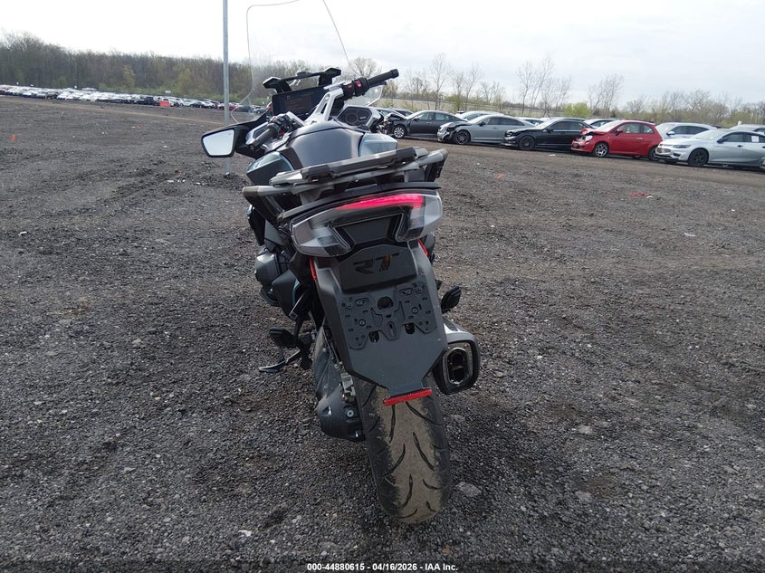 2026 BMW R 1300 auction photo 6