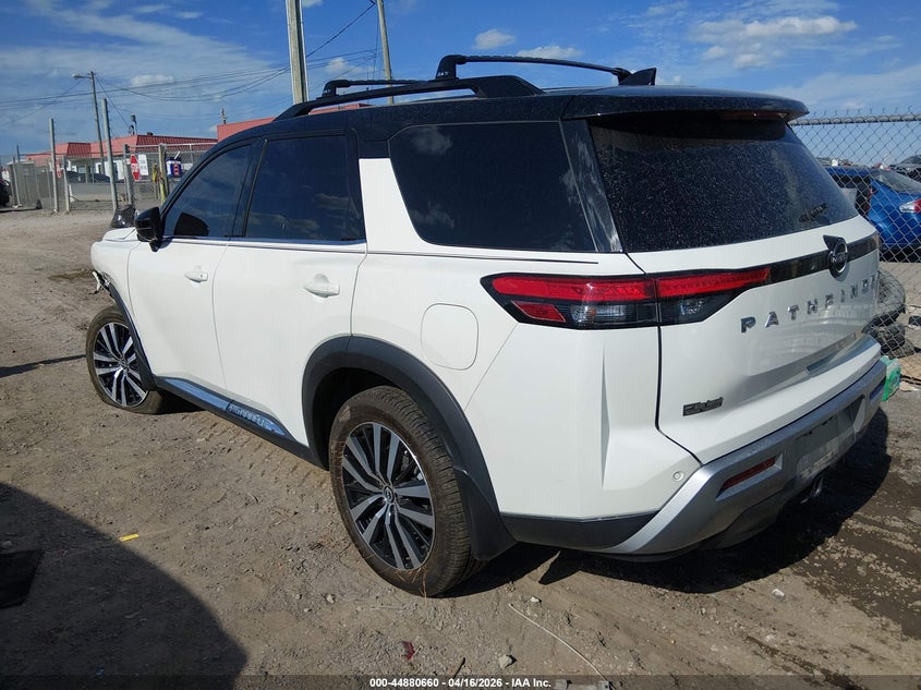 2023 Nissan Pathfinder Platinum 4Wd