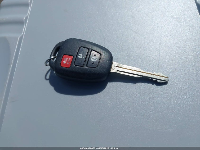 2015 Toyota Rav4 Le VIN: 2T3BFREV6FW338619 Lot: 44880675