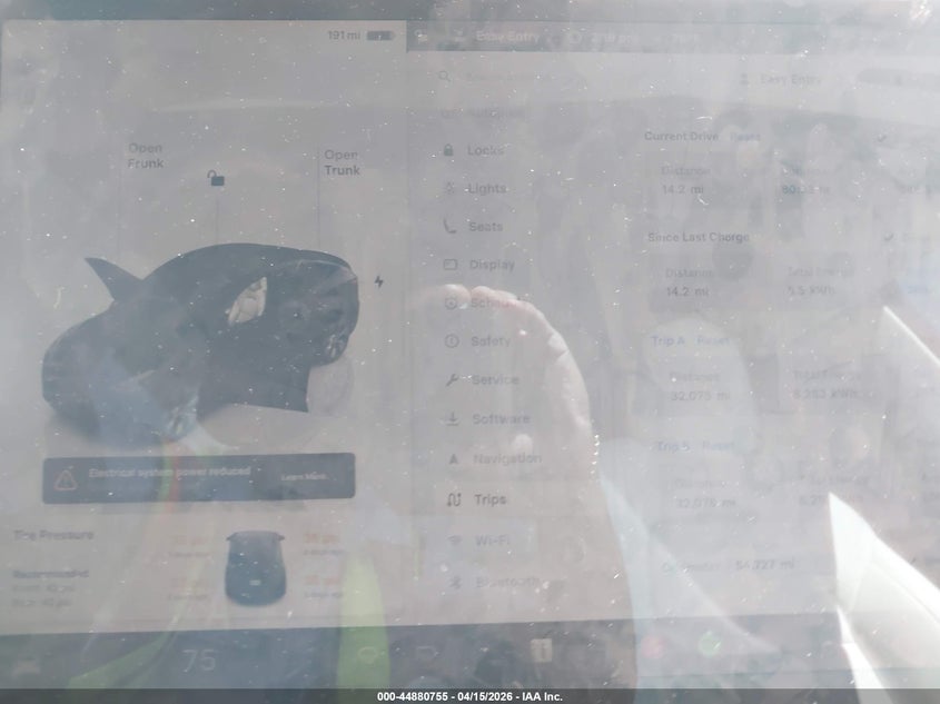 2024 Tesla Model Y Long Range Single Motor Rear-Wheel Drive/Rwd VIN: 7SAYGDED9RF011422 Lot: 44880755