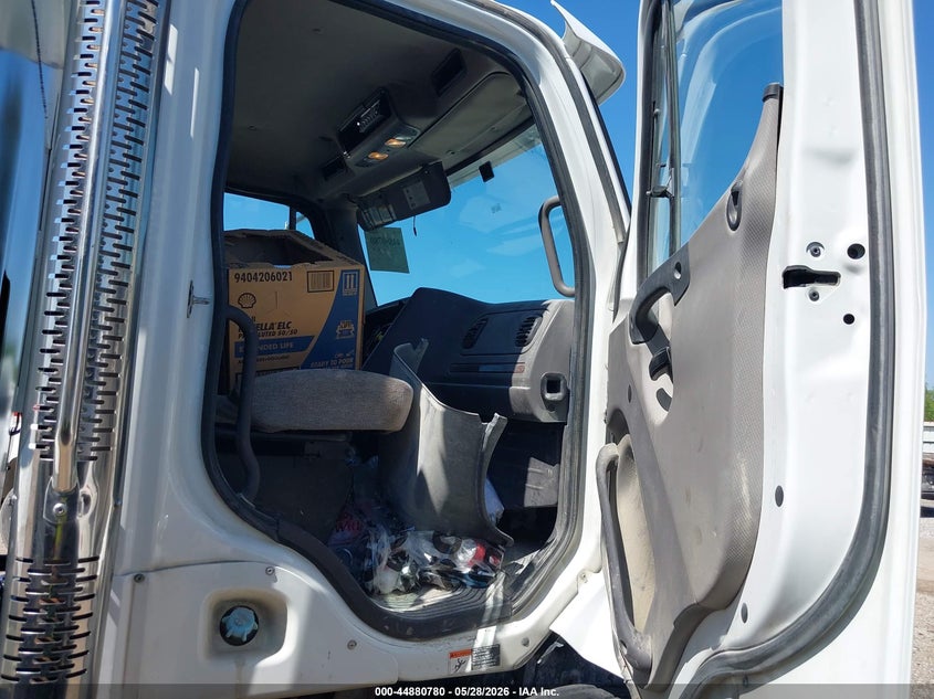 2018 OTHER FREIGHTLINER 108SD TRUCK N/A