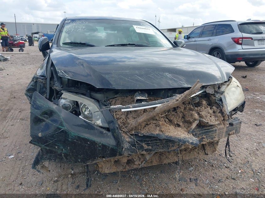 2011 Lexus Es 350 VIN: JTHBK1EG3B2468812 Lot: 44880837