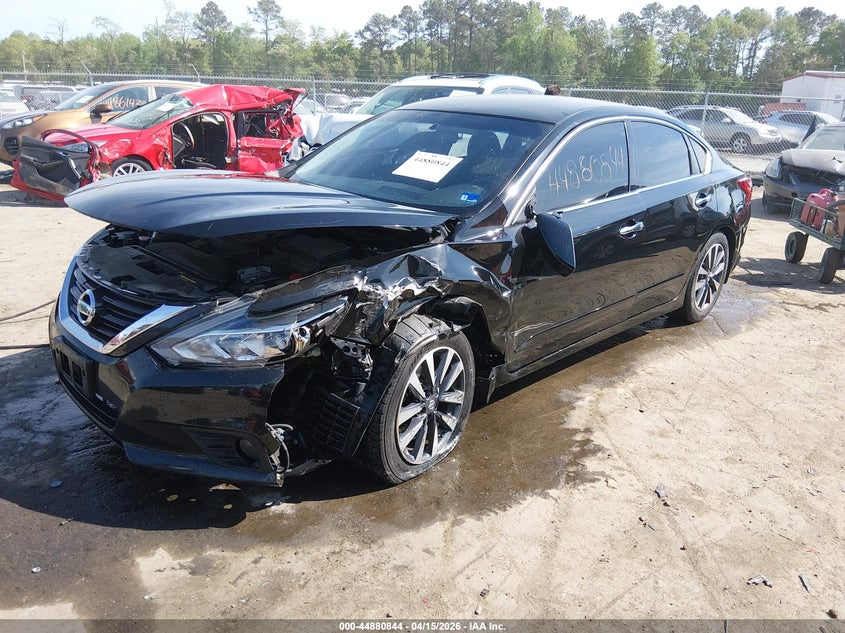 Vin: 1n4al3ap5hc178415, lot: 45378175, nissan altima 2.5 sv 20172