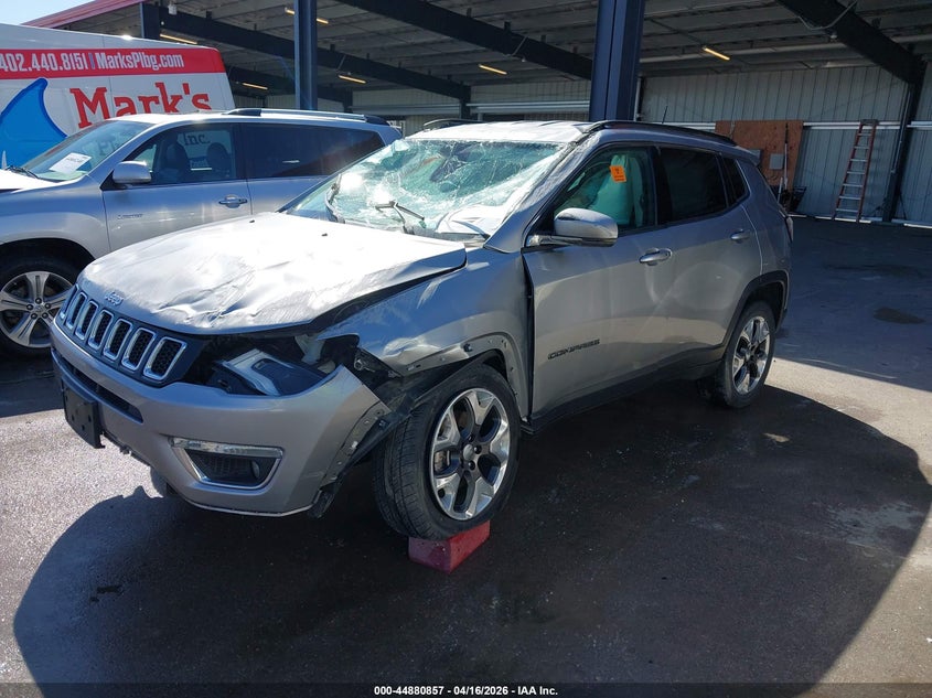 2018 Jeep Compass 2.4 Limited 4X4 silver Lot 111044880857 Vin 3C4NJDCB5JT463523