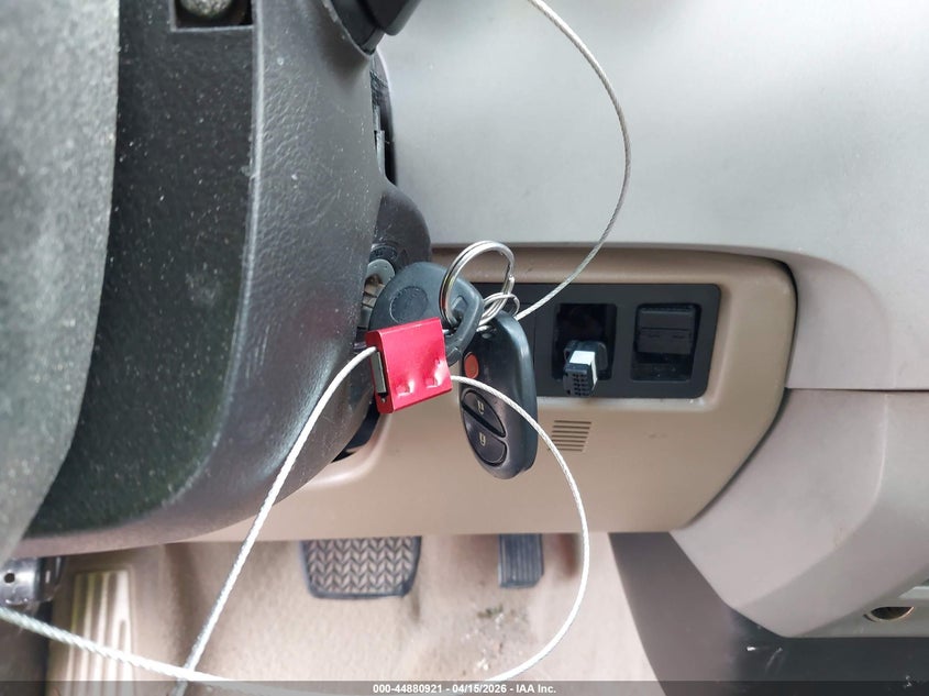 2008 Toyota Tundra Base 4.7L V8 VIN: 5TFRT54118X017312 Lot: 44880921