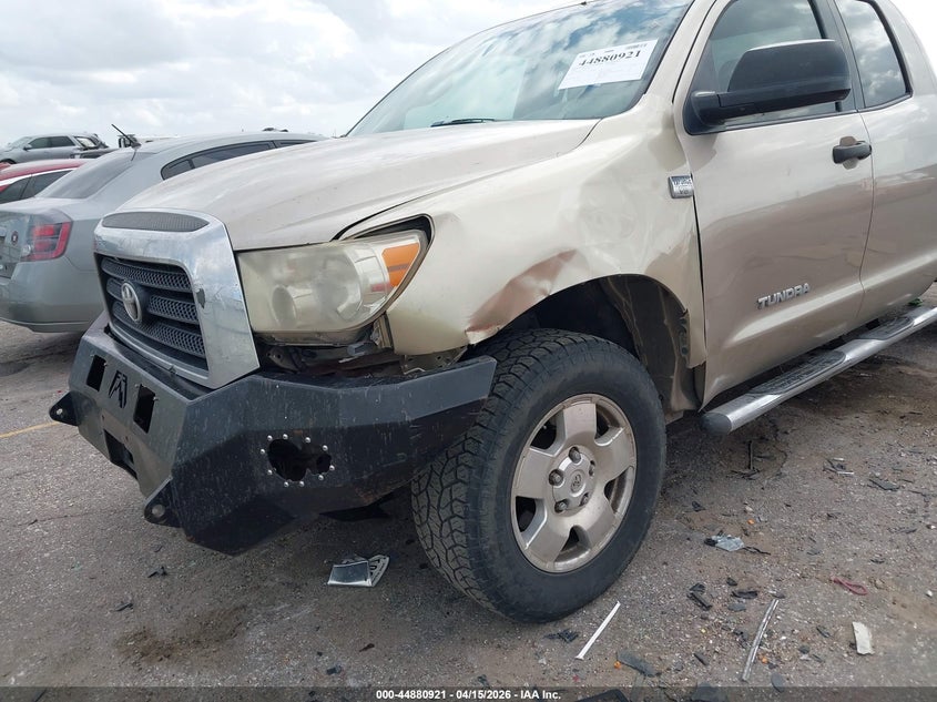 2008 Toyota Tundra Base 4.7L V8 VIN: 5TFRT54118X017312 Lot: 44880921