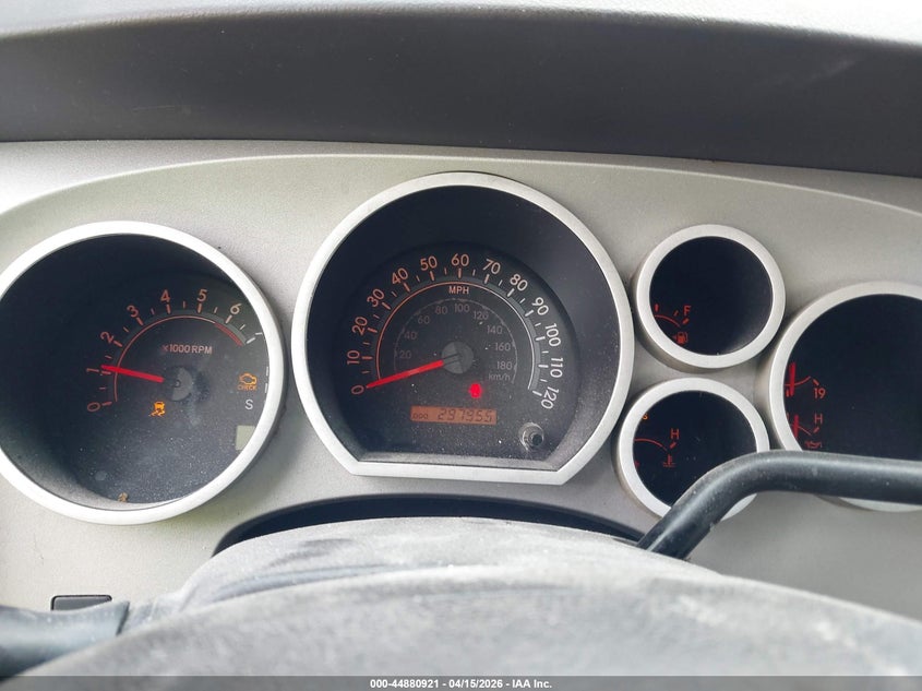 2008 Toyota Tundra Base 4.7L V8 VIN: 5TFRT54118X017312 Lot: 44880921