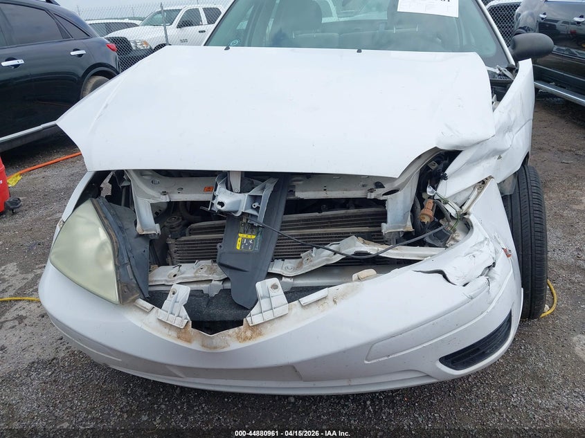 2007 Ford Focus S/Se/Ses VIN: 1FAHP34N77W344153 Lot: 44880961