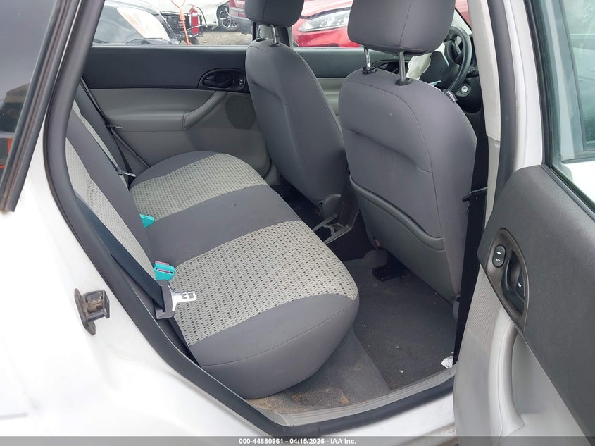 2007 Ford Focus S/Se/Ses VIN: 1FAHP34N77W344153 Lot: 44880961