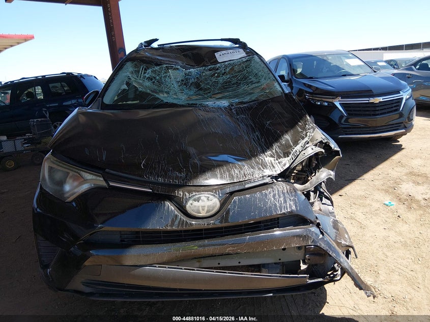 2018 Toyota Rav4 Le VIN: 2T3ZFREV0JW441655 Lot: 44881016