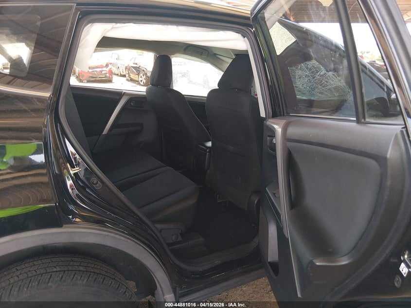 2018 Toyota Rav4 Le VIN: 2T3ZFREV0JW441655 Lot: 44881016