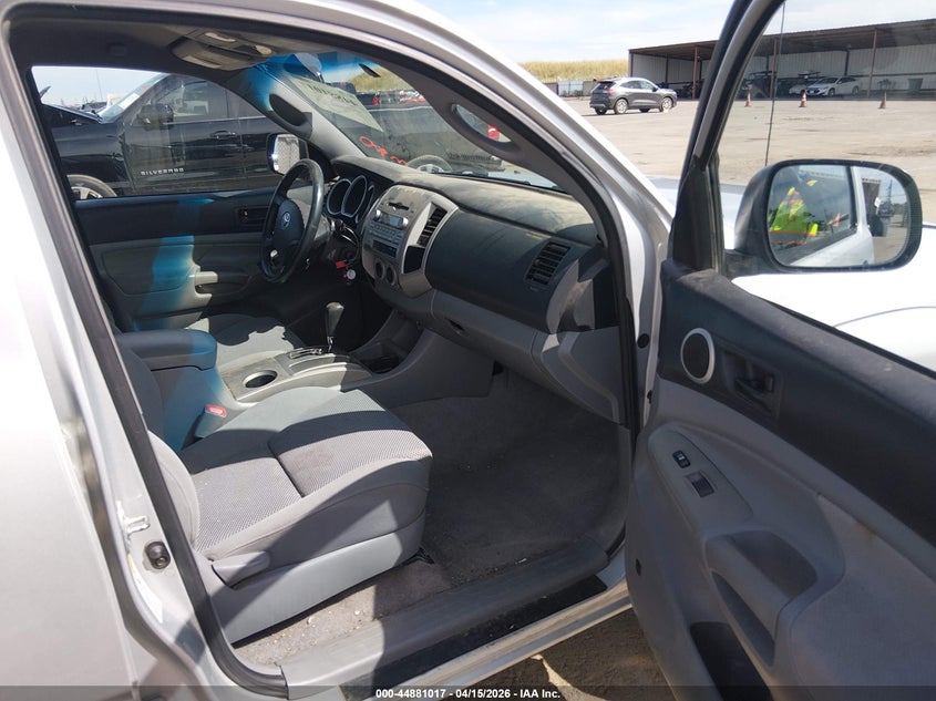 2006 Toyota Tacoma Base V6