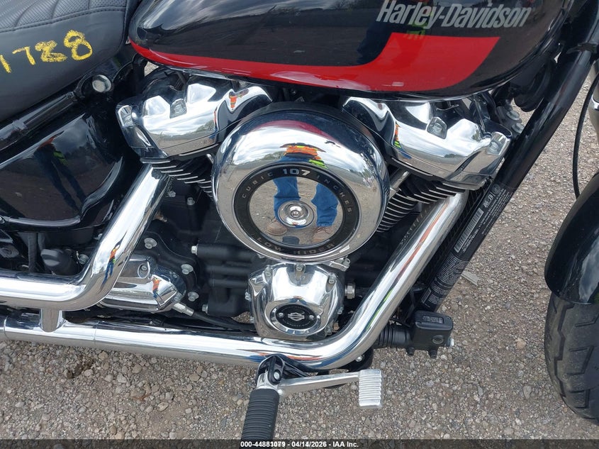 2018 Harley-Davidson Fxlr Low Rider VIN: 1HD1YNJ14JC041103 Lot: 44881079