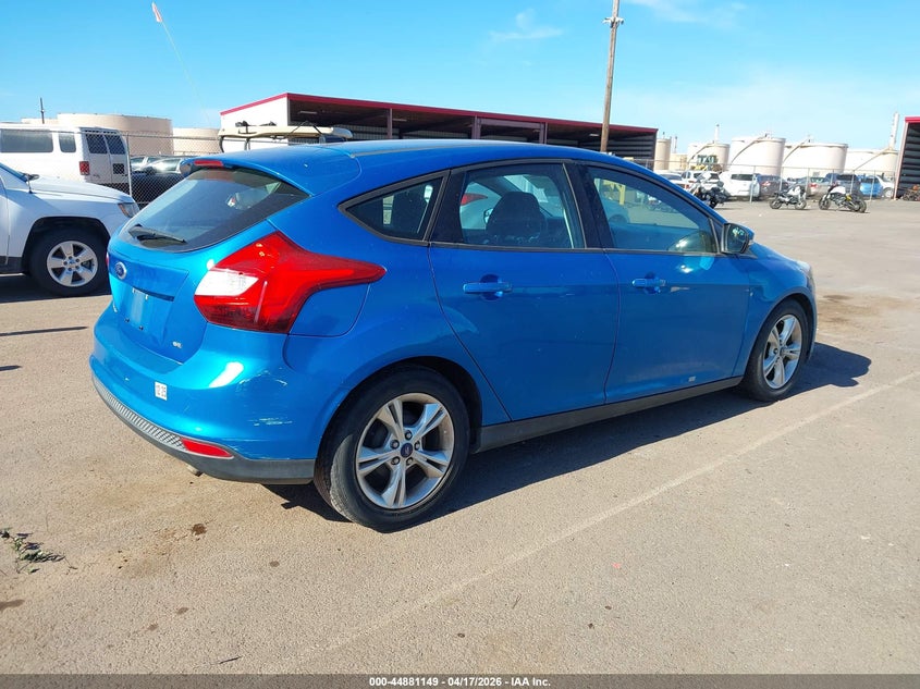 2014 Ford Focus 2.0 Se blue Lot 111044881149 Vin 1FADP3K24EL112339