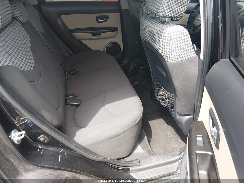 2013 Kia Soul ! VIN: KNDJT2A62D7595957 Lot: 44881174