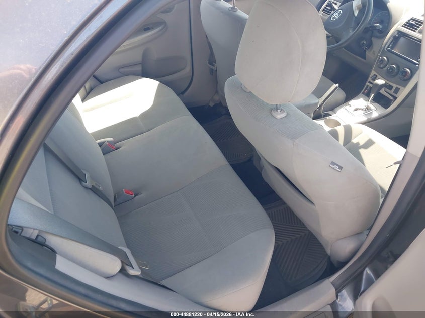 2013 Toyota Corolla Le VIN: 5YFBU4EEXDP113801 Lot: 44881220