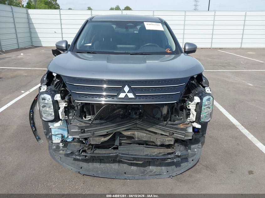 2023 Mitsubishi Outlander Se 2.5 2Wd/Se Black Edition 2Wd/Se Special Edition 2Wd VIN: JA4J3UA83PZ052956 Lot: 44881281