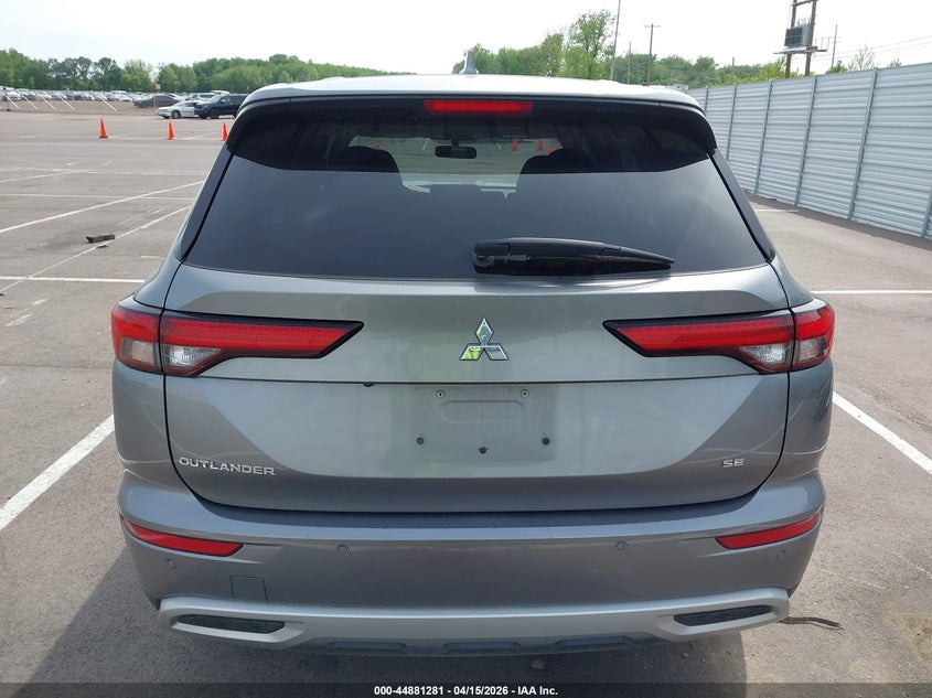 2023 Mitsubishi Outlander Se 2.5 2Wd/Se Black Edition 2Wd/Se Special Edition 2Wd VIN: JA4J3UA83PZ052956 Lot: 44881281